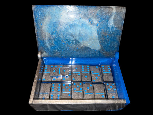 Domino set